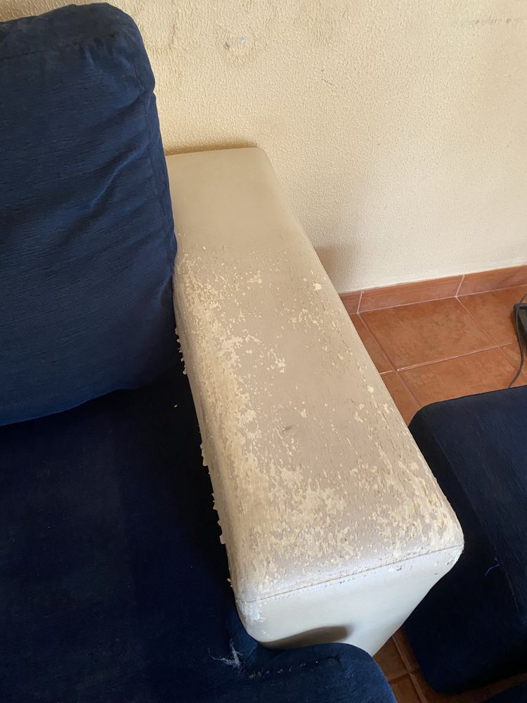 Vende-se Sofá com Chaise Long
