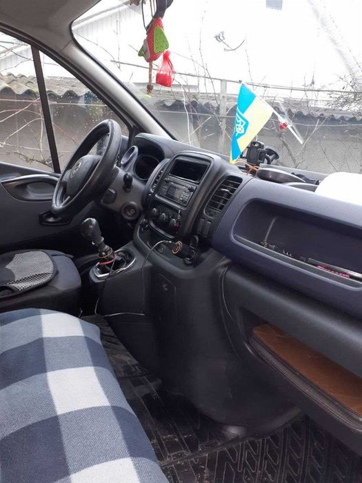 Продам Opel Vivaro 2016