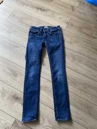 Wąskie spodnie skinny low rise Tommy Hilfiger