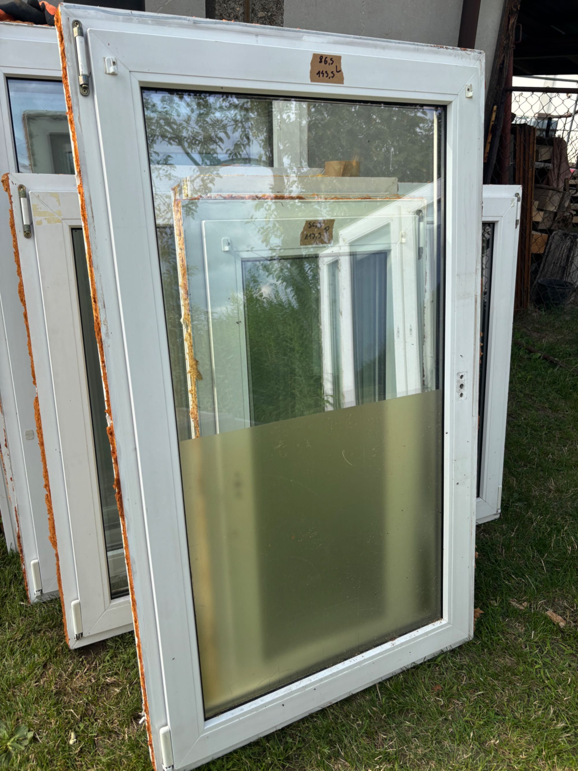 Okna z demontażu 86,5 x 143,5