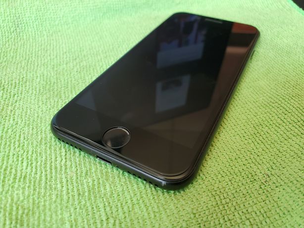 Apple Iphone SE 2020 128Gb Black. Neverlock