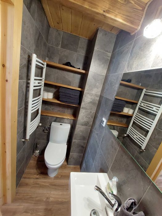 Domek 4/5 osobowy 1 sypialnią i łazienką, Noclegi osada solina