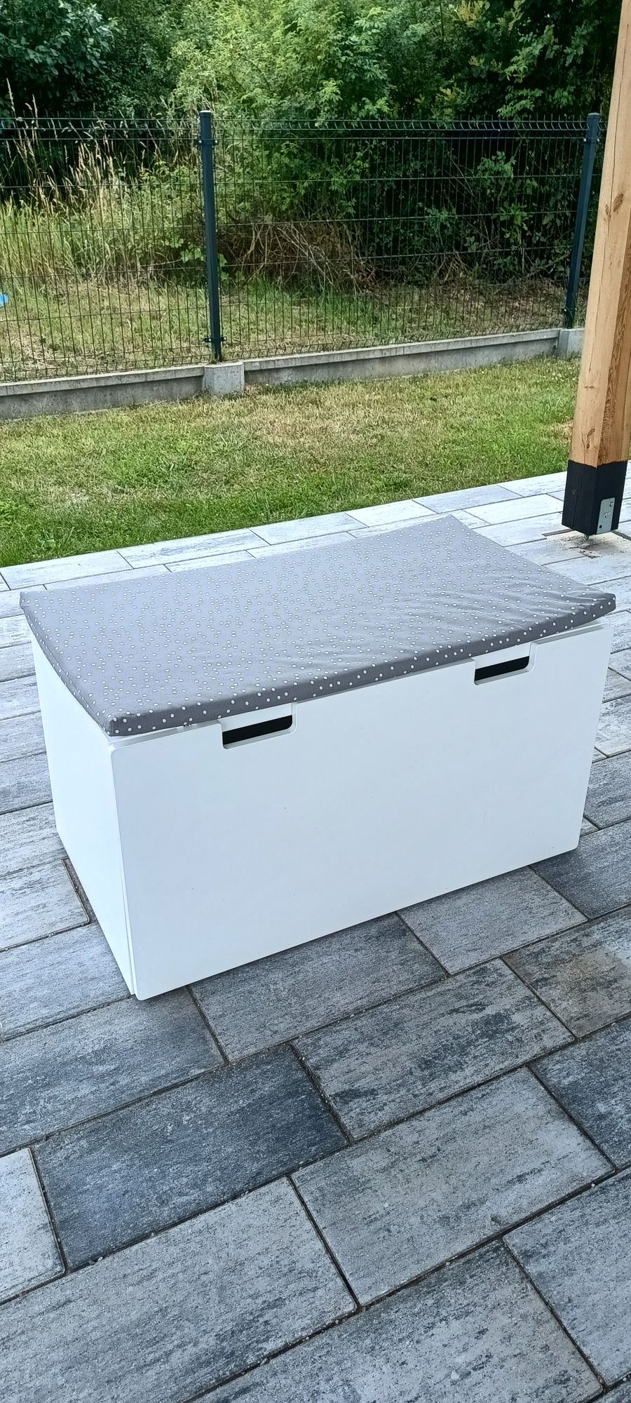 IKEA stuva - siedzisko / szafka na zabawki