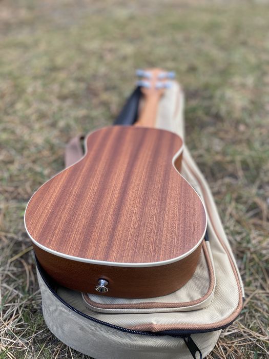 Sprzedam profesjonalne ukulele BU 23 Sunset