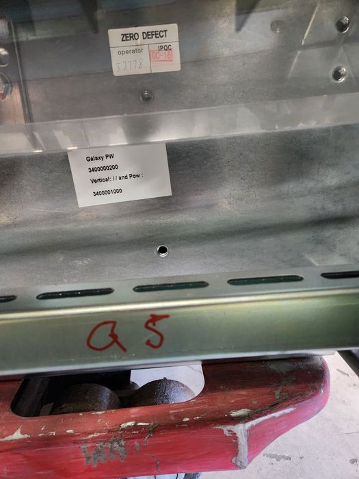 Джерело безперебійного живлення ДЖБ, UPS, APC Galaxy 200KVA  200кВА.