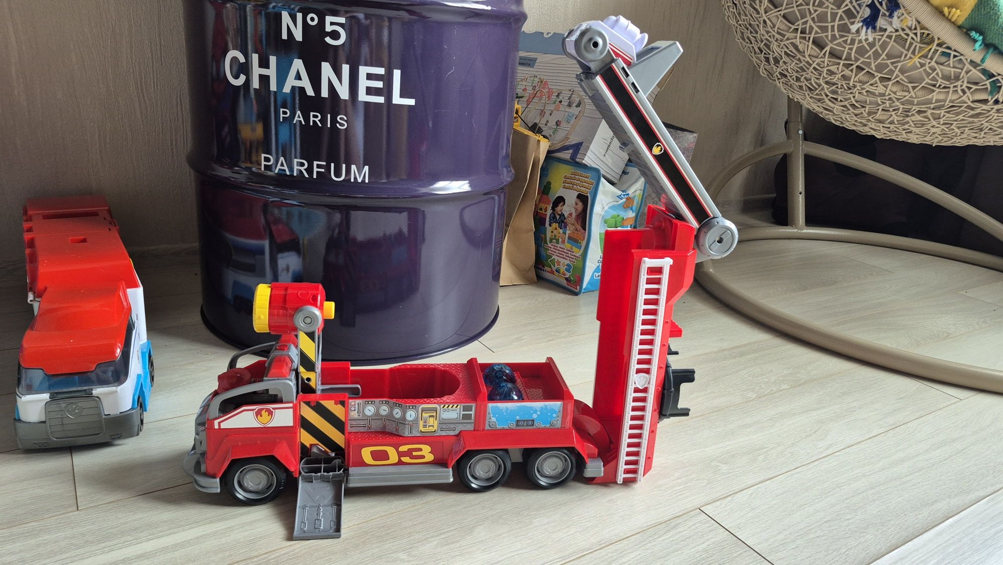 Щенячий Патруль Пожежна машина PAW Patrol, marshall's Transforming Mov