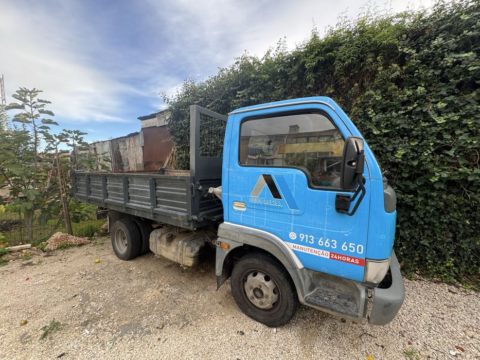 Carrinha nissan caixa aberta Basculante para os 3 lados