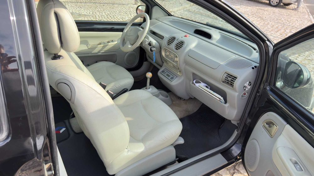 Renault Twingo  16 V  INITIALE 80CV automatico Quickshift  TETO VIDRO