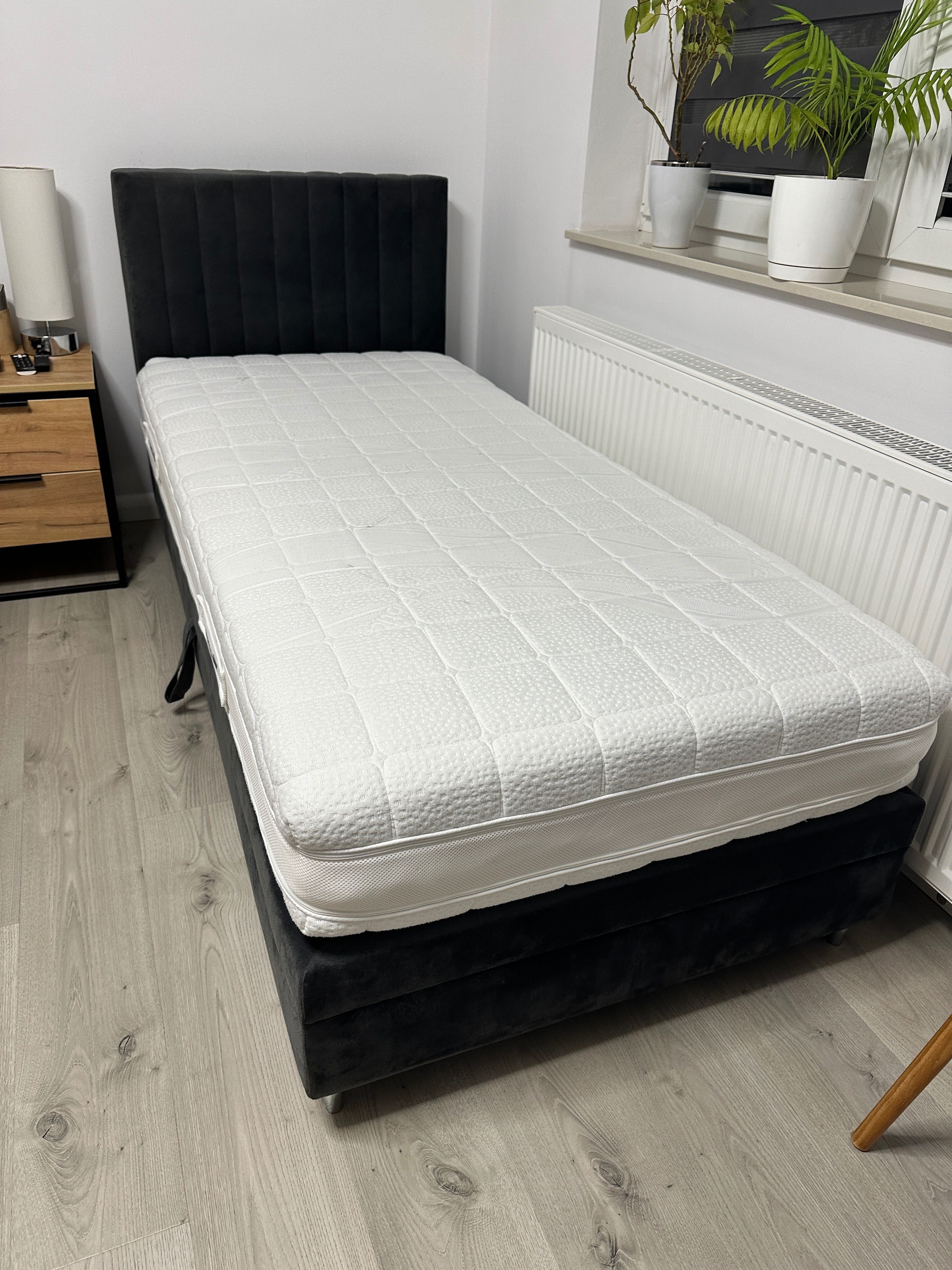 Nowa niższa cena !!! Łóżko z materacem HILDING 90x200