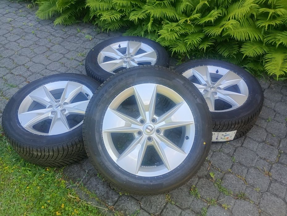 KOŁA Z NOWYMI OPONAMI  volvo xc40 opony pirelli