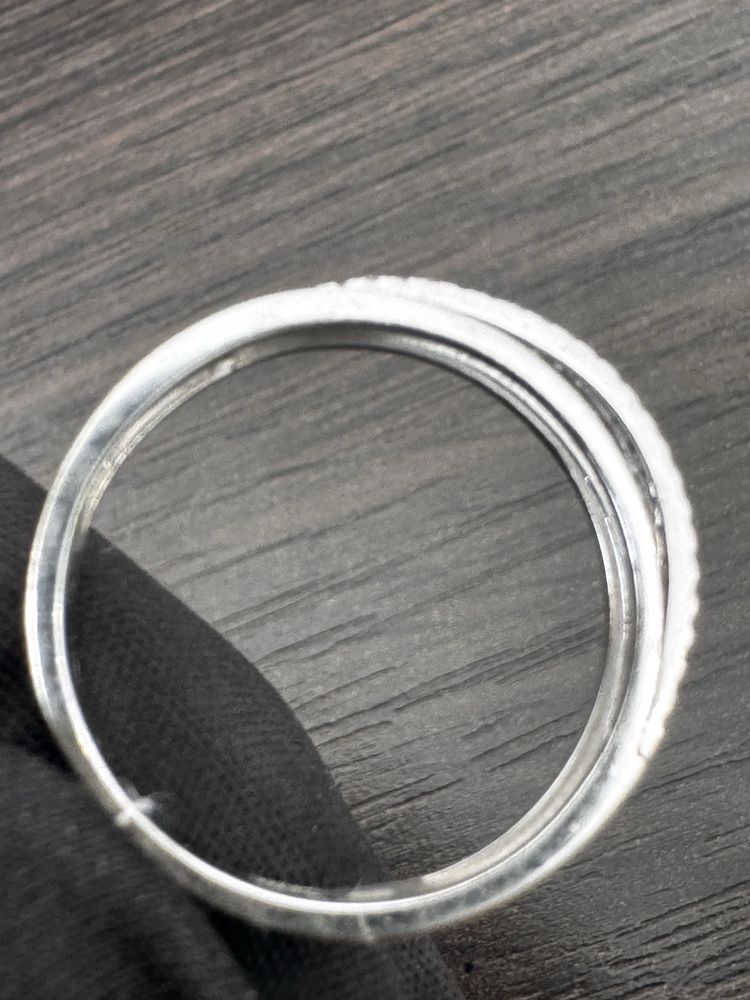 Суперовое золотое кольцо с бриллиантами 18р 0.12 ct