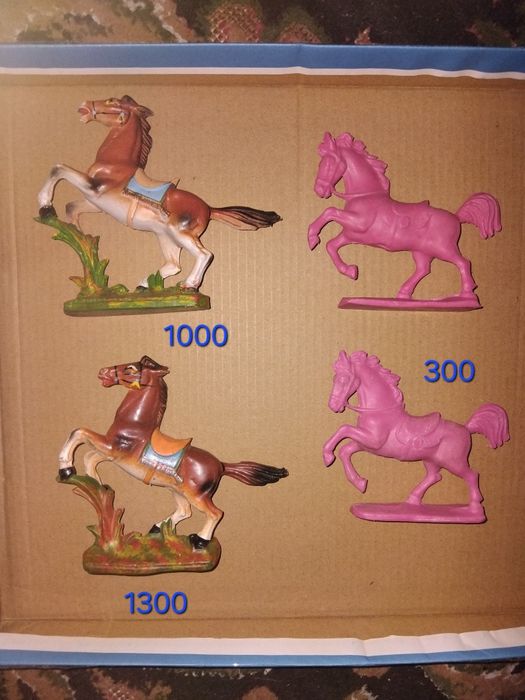 Солдатики лошади гдр