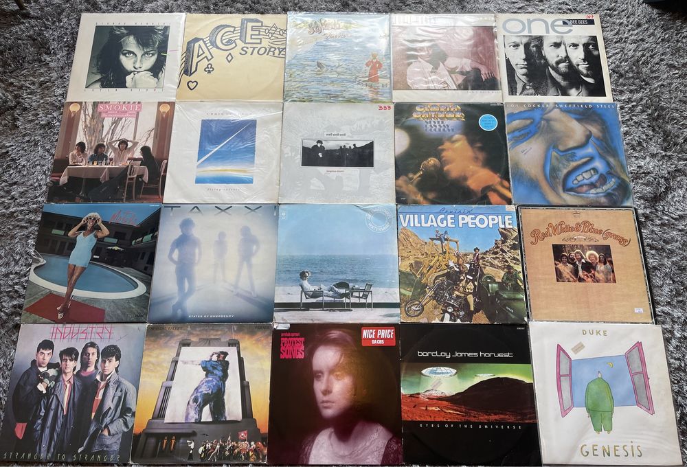 Lote de 400 discos de vinil (LP’S)