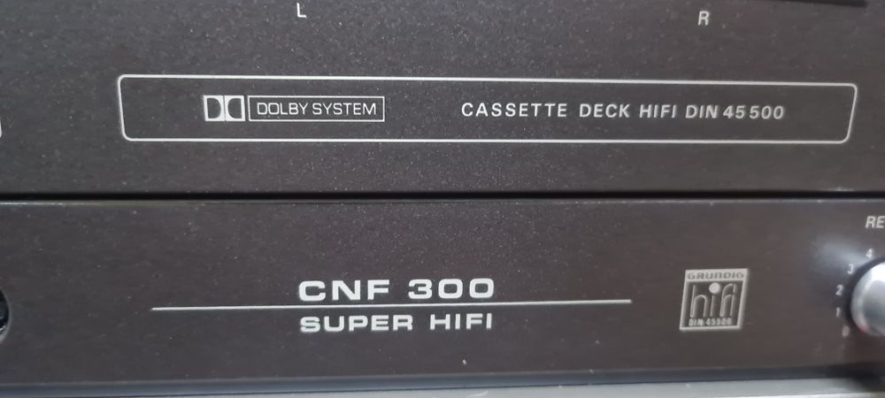 Leitor de cassetes Grundig CNF300