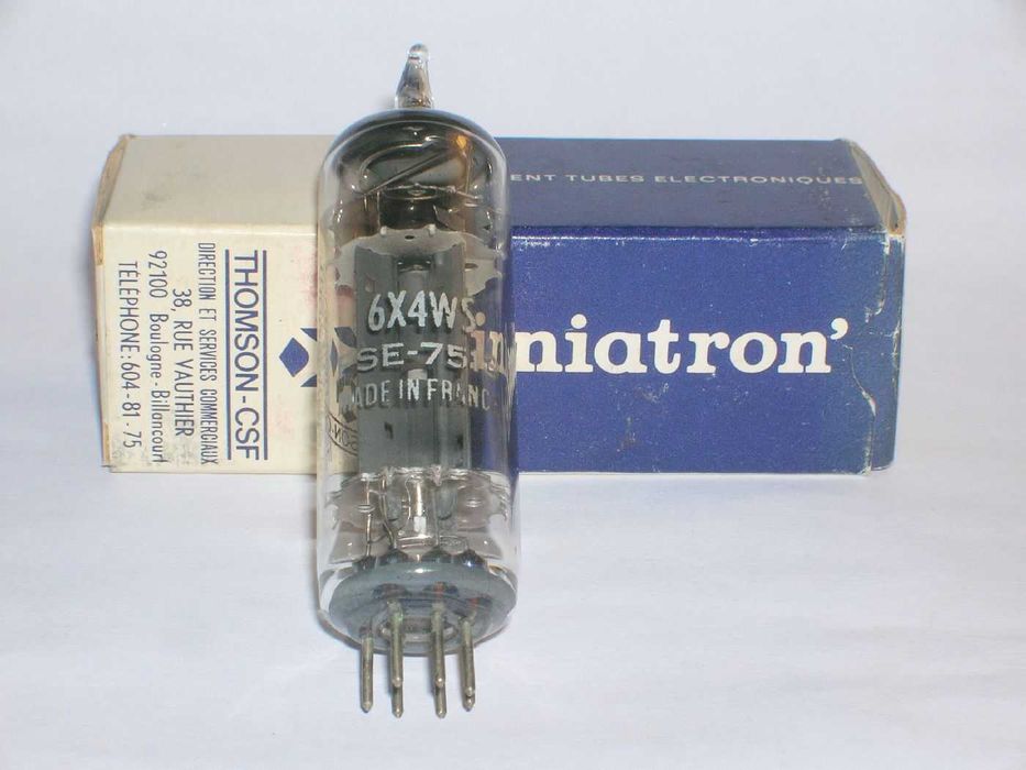 6X4 / EZ90 válvula electrónica rectificadora, nova de stock antigo.