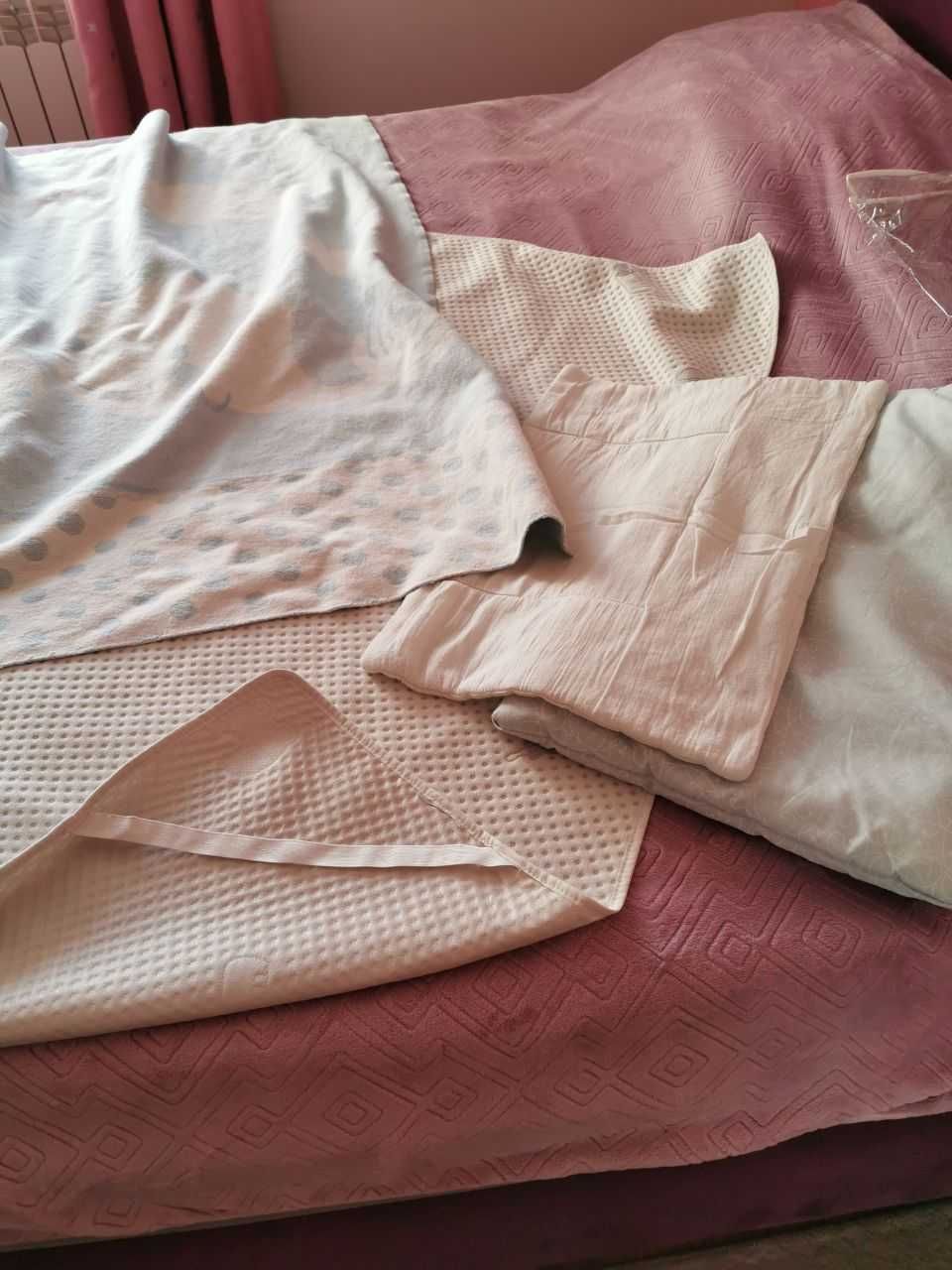 матрас + защита + постельный комплект + одеяло подушка