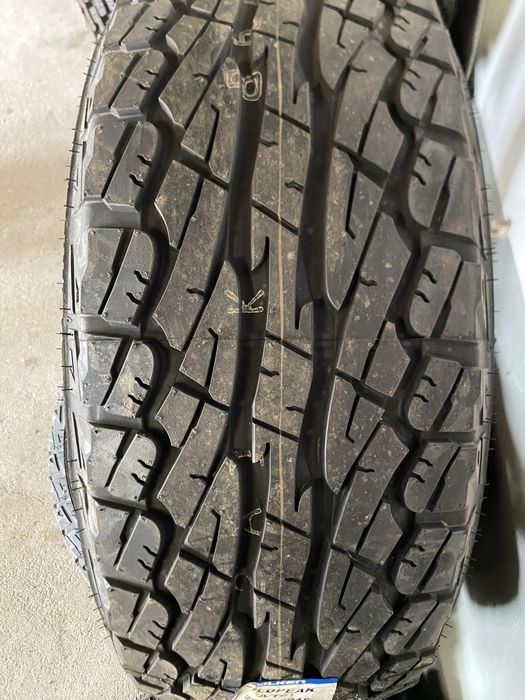 285/60/18 - Falken WildPeak A/T01 (4 uni.)