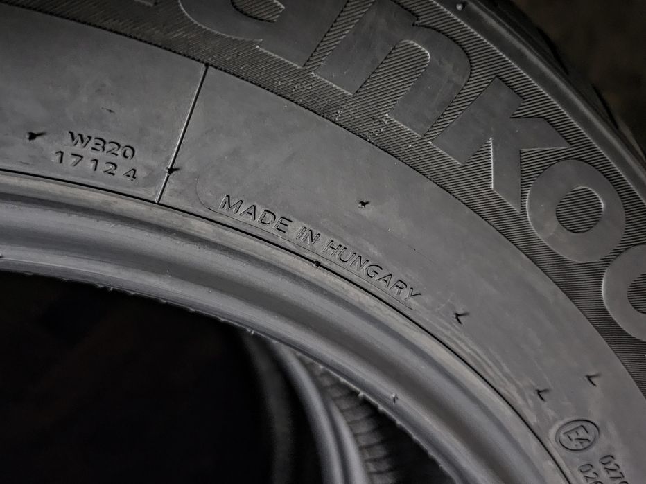 Зимові 225/60r17 Hankook | 2023 | 7.5mm | Hungary | Преміум шини/Ідеал