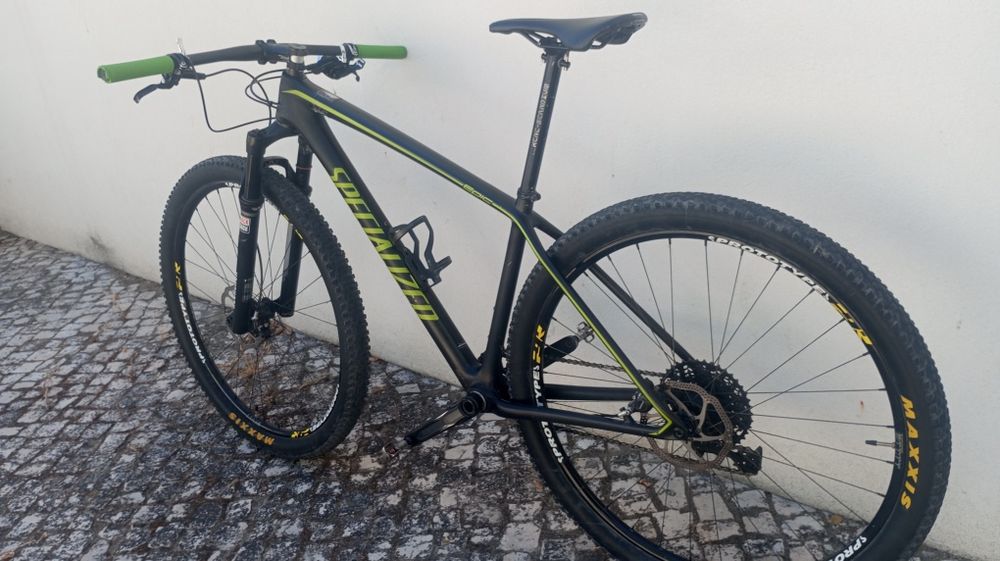 Bicicleta Specialized Épic Comp HT