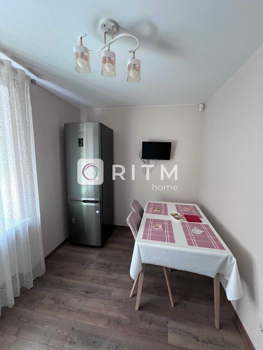 Оренда 2-к. квартира з новими меблями, вул. Конякіна