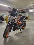 Motocykl KTM Duke 390