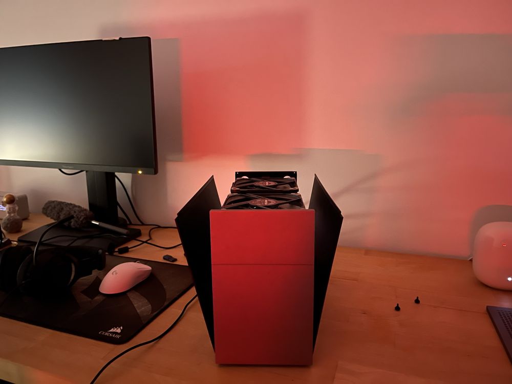 PC Gaming Compacto e Potente | Ryzen 7600 + RX 9070 | Pronto a Usar