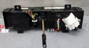 Легулятор печки мерседес сплинтер  А9068300185