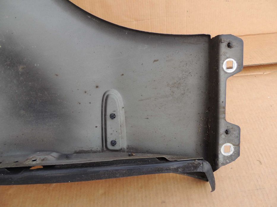 Błotnik przedni lewy Mercedes E KLASA W211 C040 02,03,04,05,06,07-09
