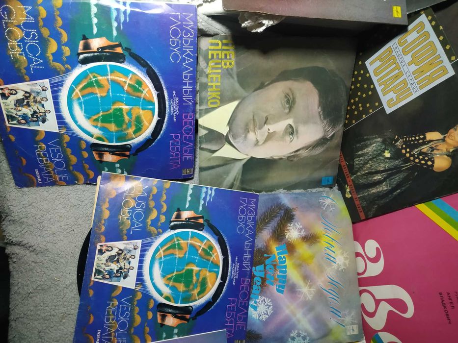 Пластинки ссср 12 шт 1 лотом