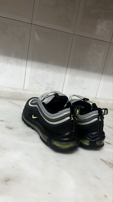 NIKE AIR MAX 97 Icons Neon (Edição Especial)