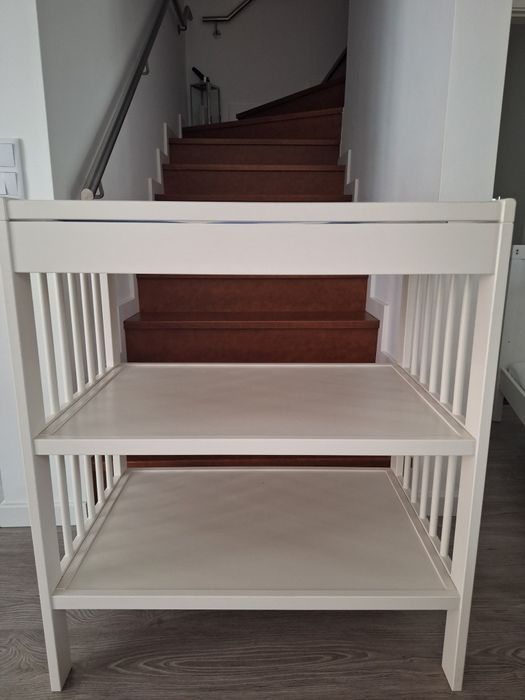 Conjunto cama, trocador e cadeira