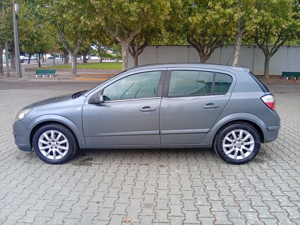 Opel Astra 1.7 CDTI 100cv