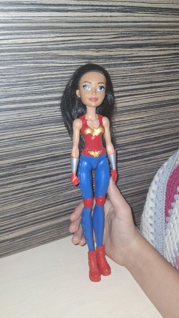 Ляльки супергероїні DC Super Hero Girls