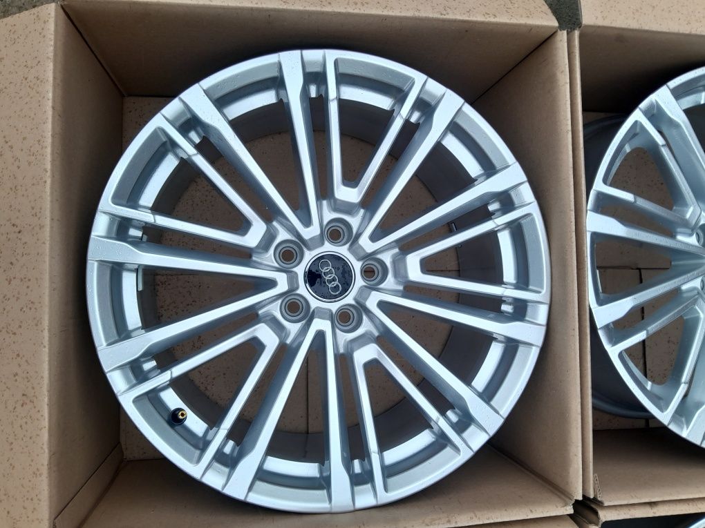 Fabrycznie nowe oryginalne 19calowe alufelgi audi a5 A4 2024