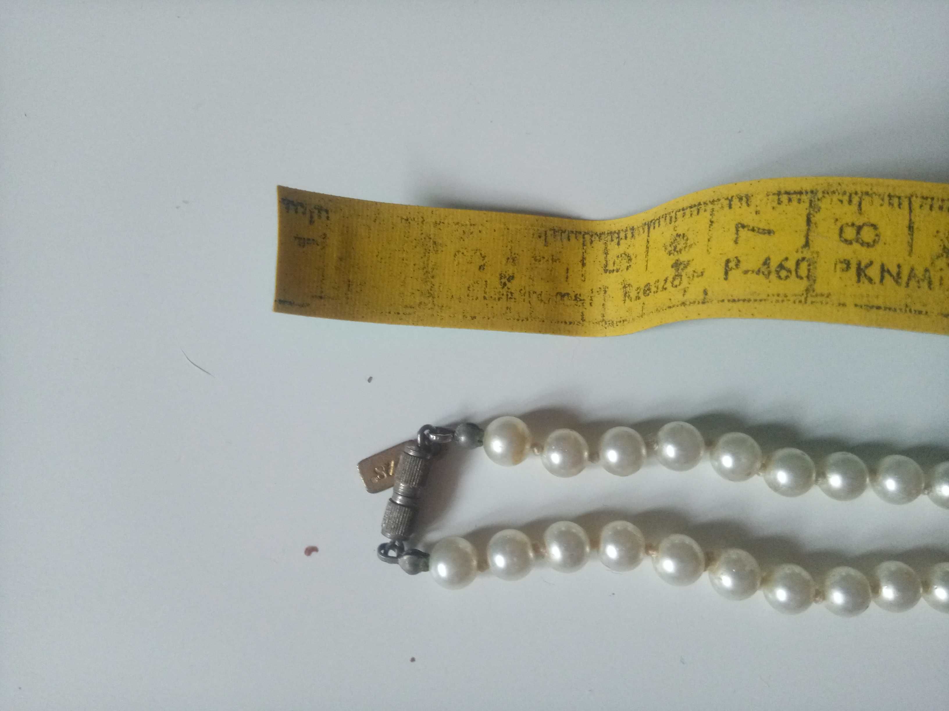 Naszyjnik z pereł długość 40 cm