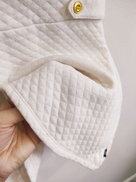 Biała elegancka dzianinowa sukienka krótki rękaw / na chrzest