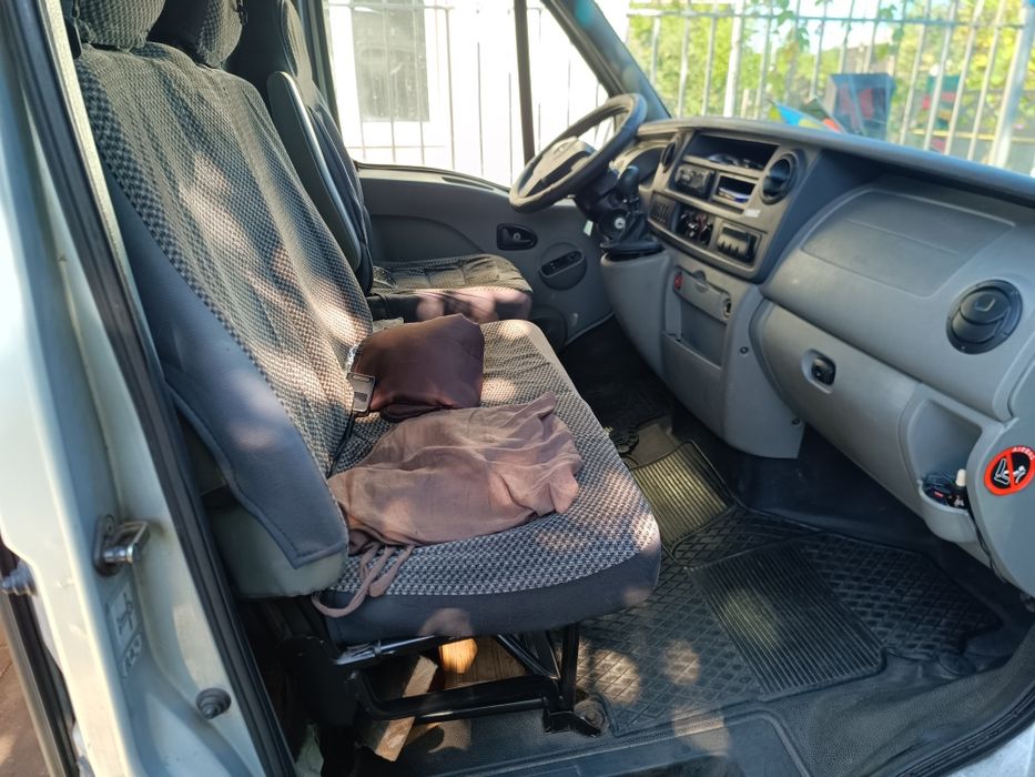 Автомобіль  Opel Movano