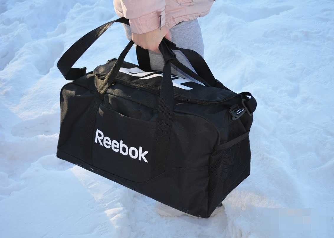 Сумка спортивная  reebok сумка для спортзала дорожная черная