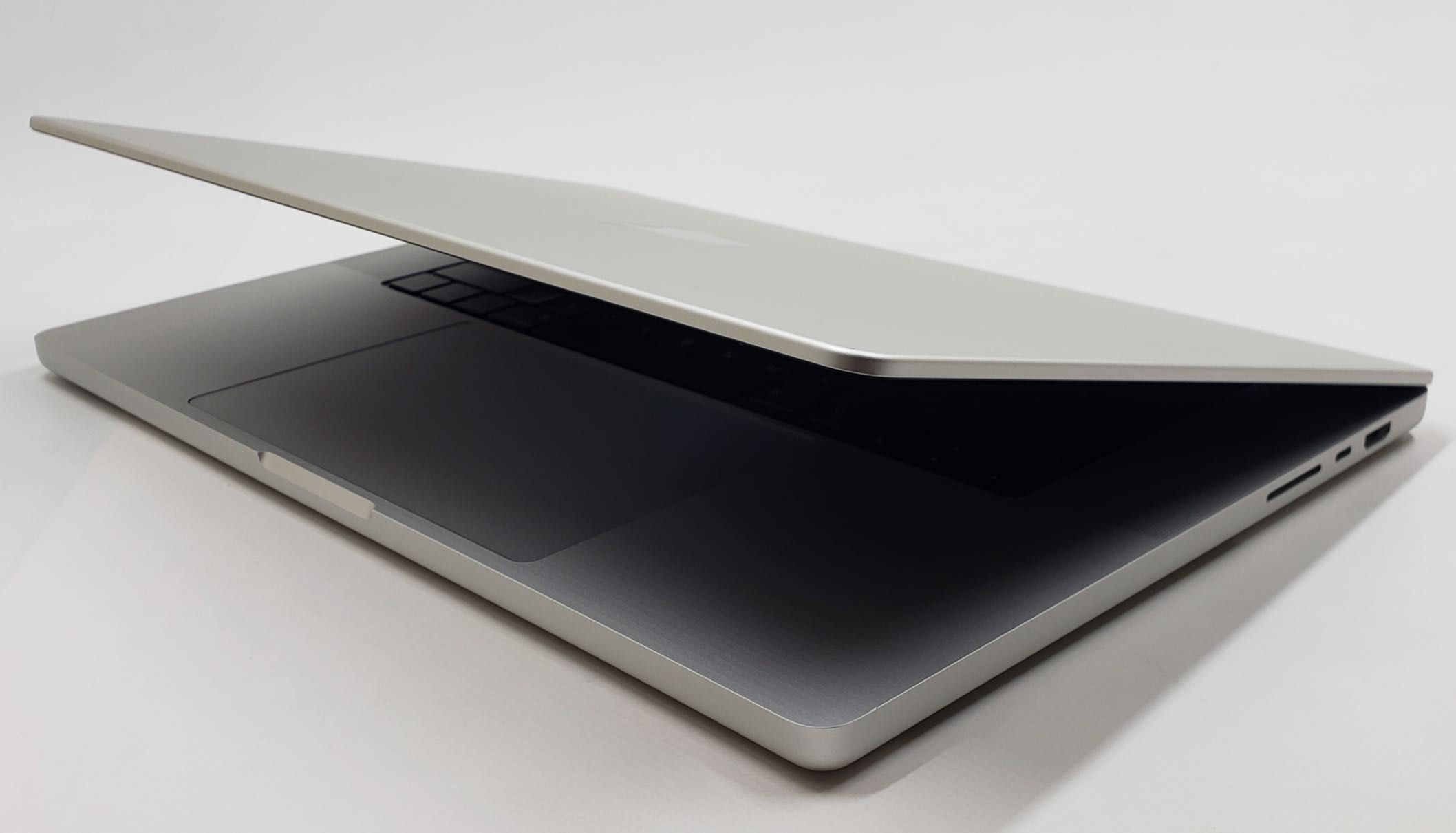 ТОПОВА ЦІНА! Ноутбук MacBook Pro 16” 2021 (MK1E3) M1 Pro/16/512/16GPU