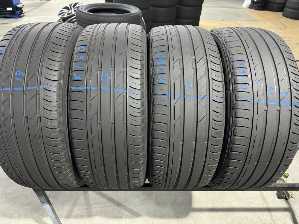 4x 215/50R18 92W Bridgestone Turanza T001 2019 год 5mm