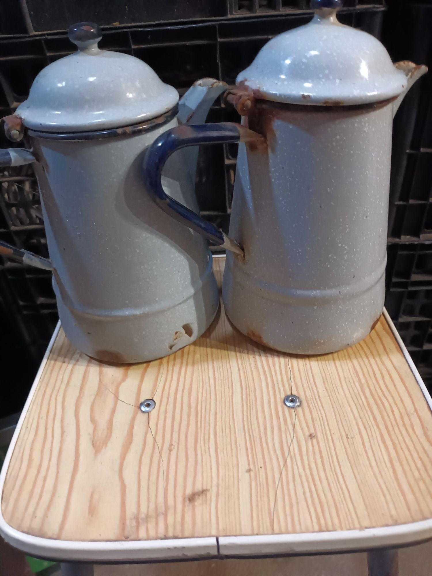 Cafeteiras em esmalte