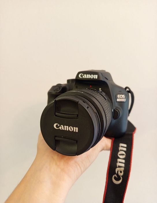 Kit Máquina Fotográfica Canon Eos 4000D + Ef-s 18-55mm F3.5-5.6