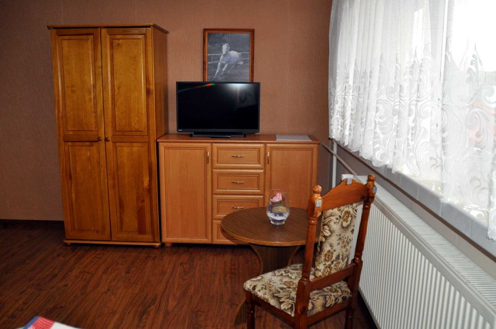 Pokoje gościnne, Jezioro/Jacuzzi/Gołubie Kaszubskie/Łowisko