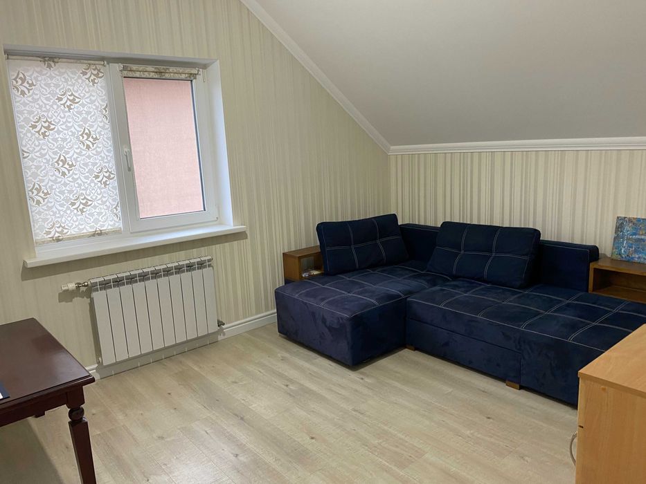 Мятна 10, Жуляни, продам будинок в котеджному містечку