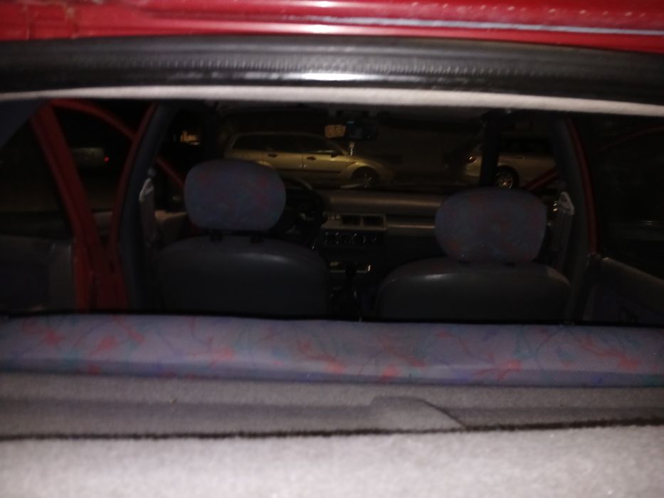 Renault clio 1.2 gasolina *acidentado*