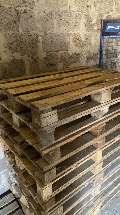 Піддони євро 120 на 80 у гарному стані