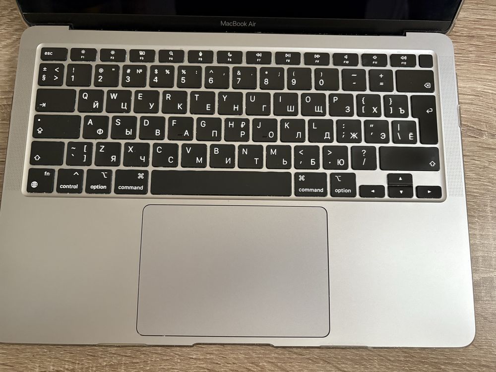 Macbook air M1 8/256