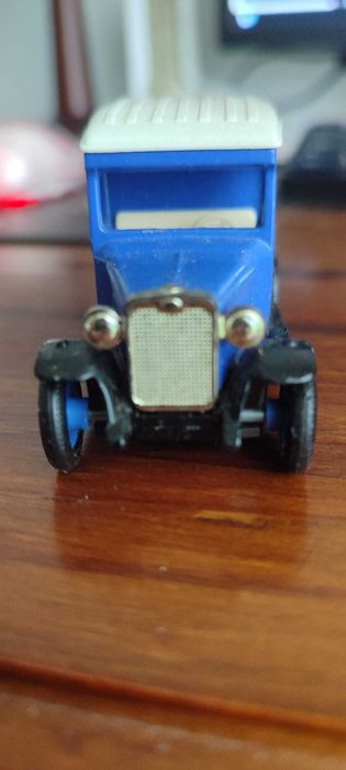 Carro vintage Days Gone England