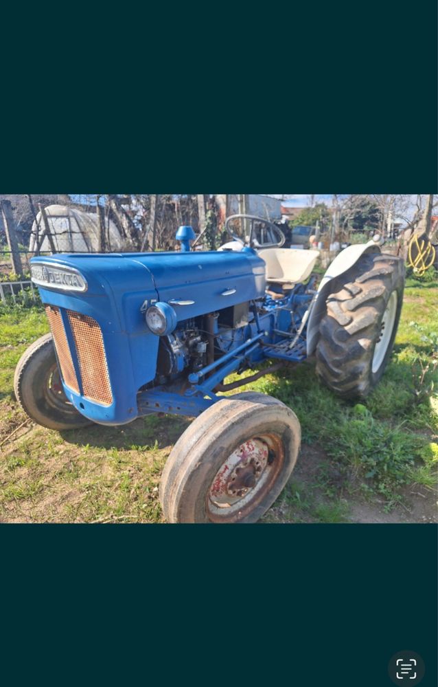 Disponivel trator