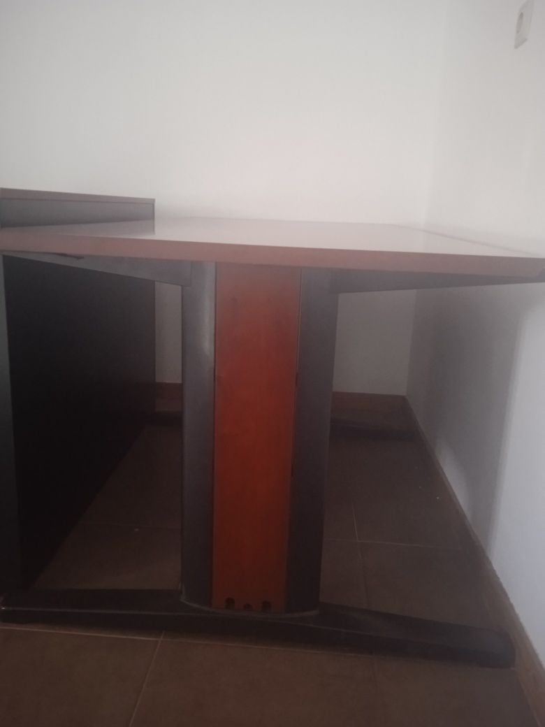 móveis para escritório , secretárias , mesas, armários,